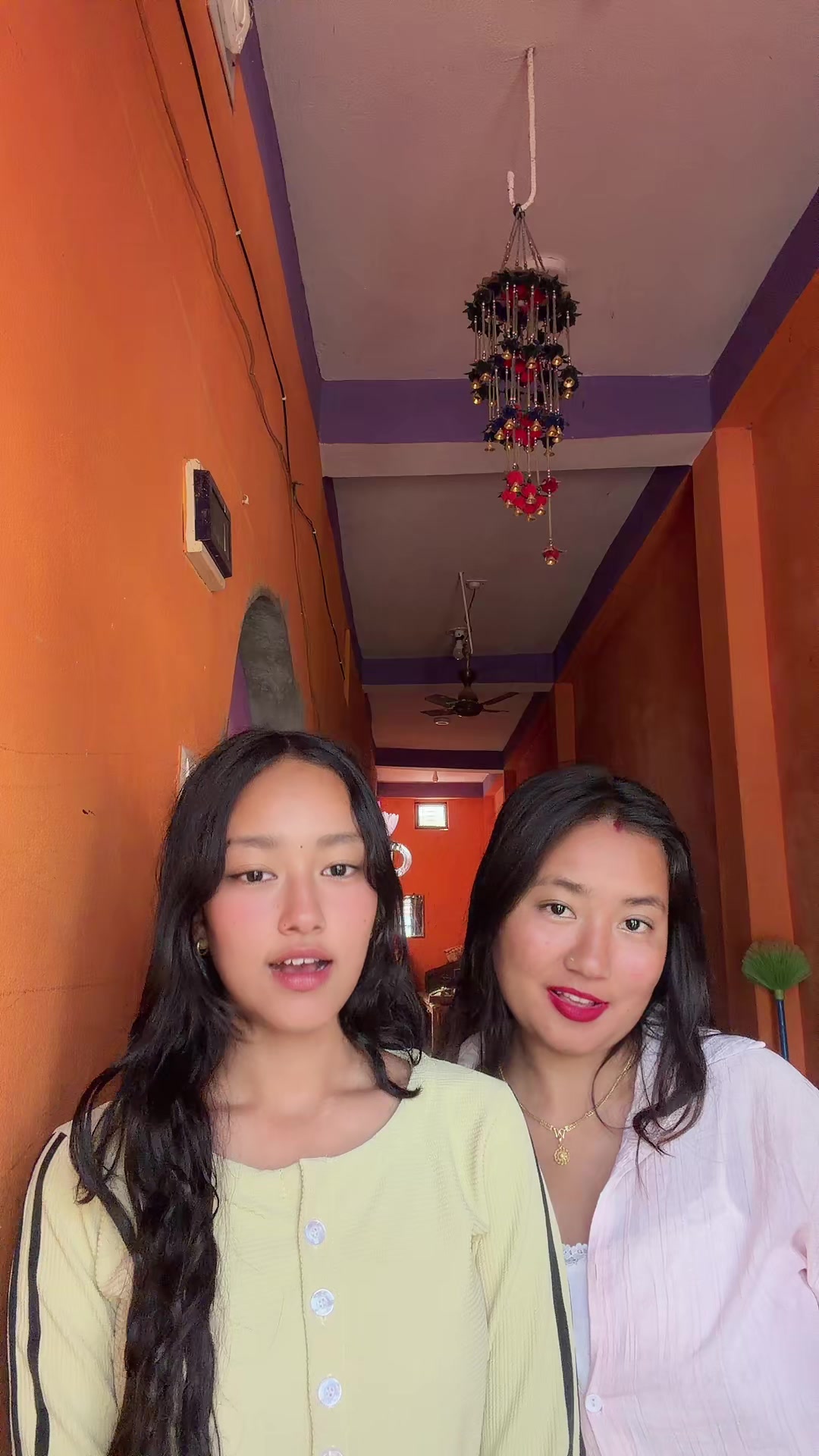 @Parii thakuri 💗🌒