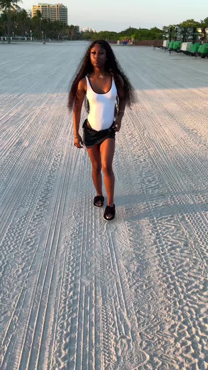 @r2thickkass._