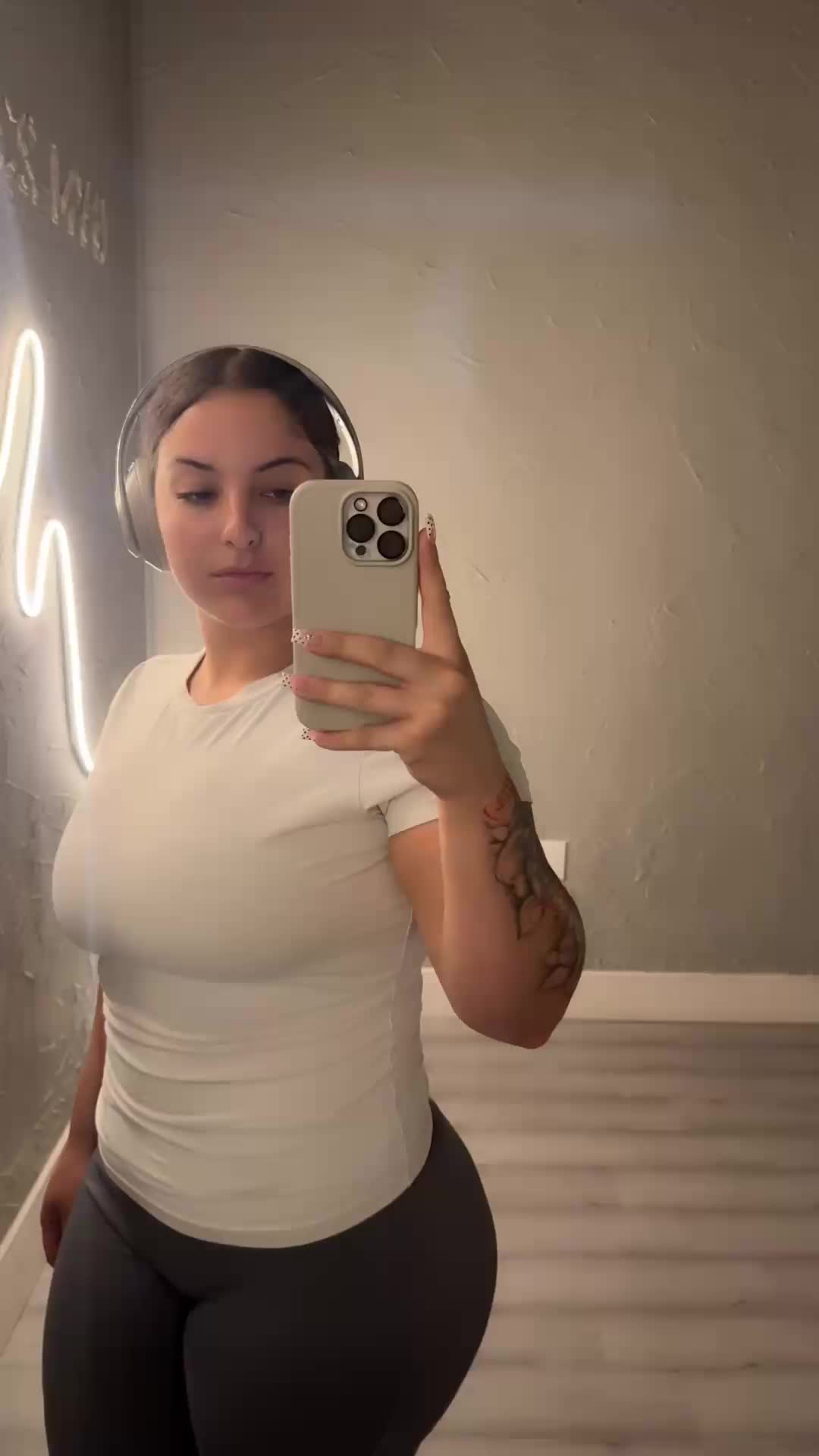 @Allison 🦋