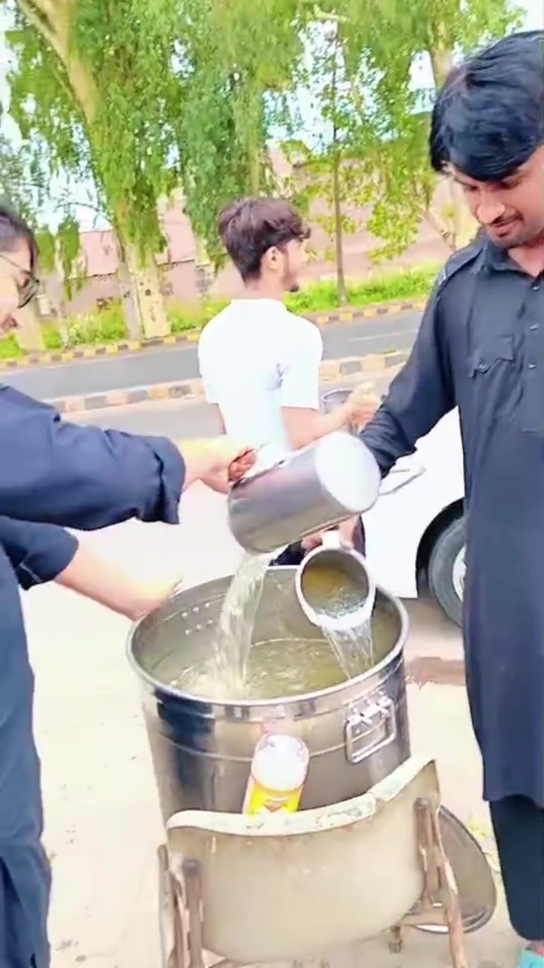 @حمزہ ملک
