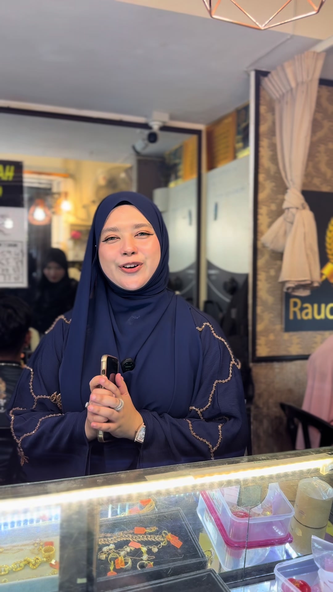 @raudhahgold1