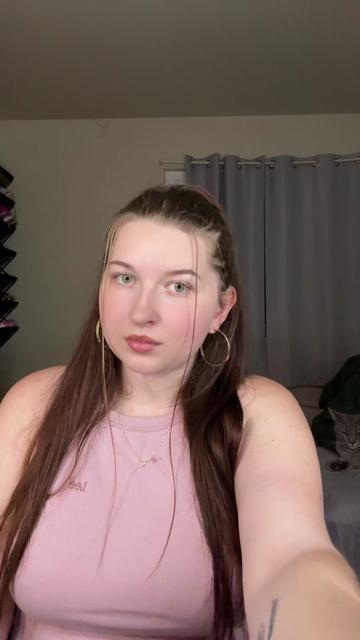 @Hayleigh rose🥀