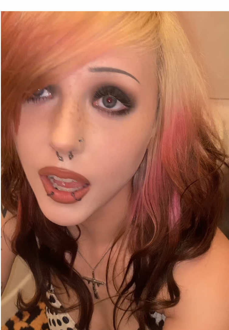 @emoemmz