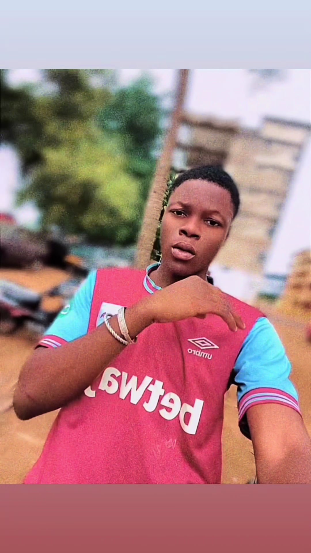 @Mr🪐Soon rich💥💫