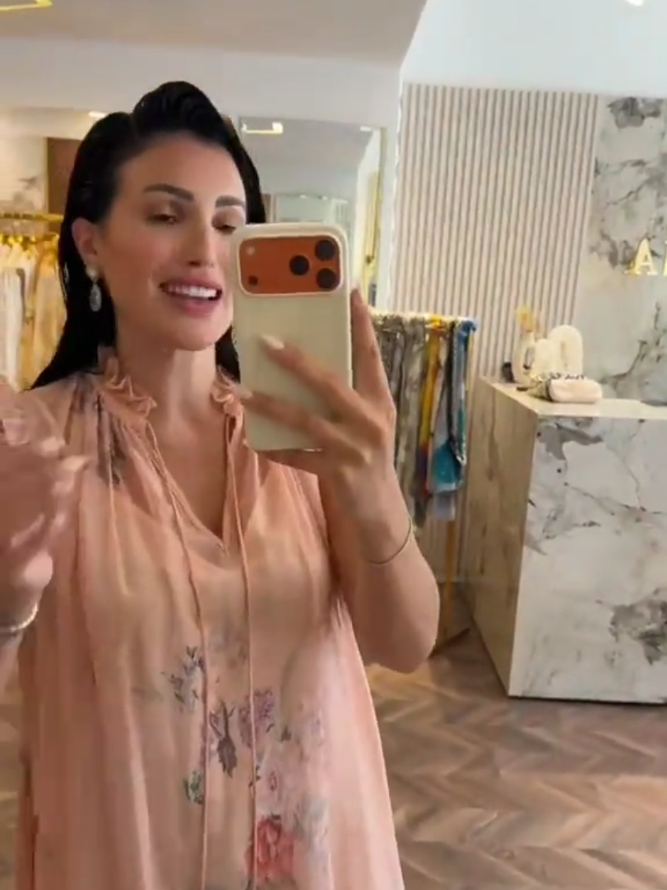 @VALENTINA