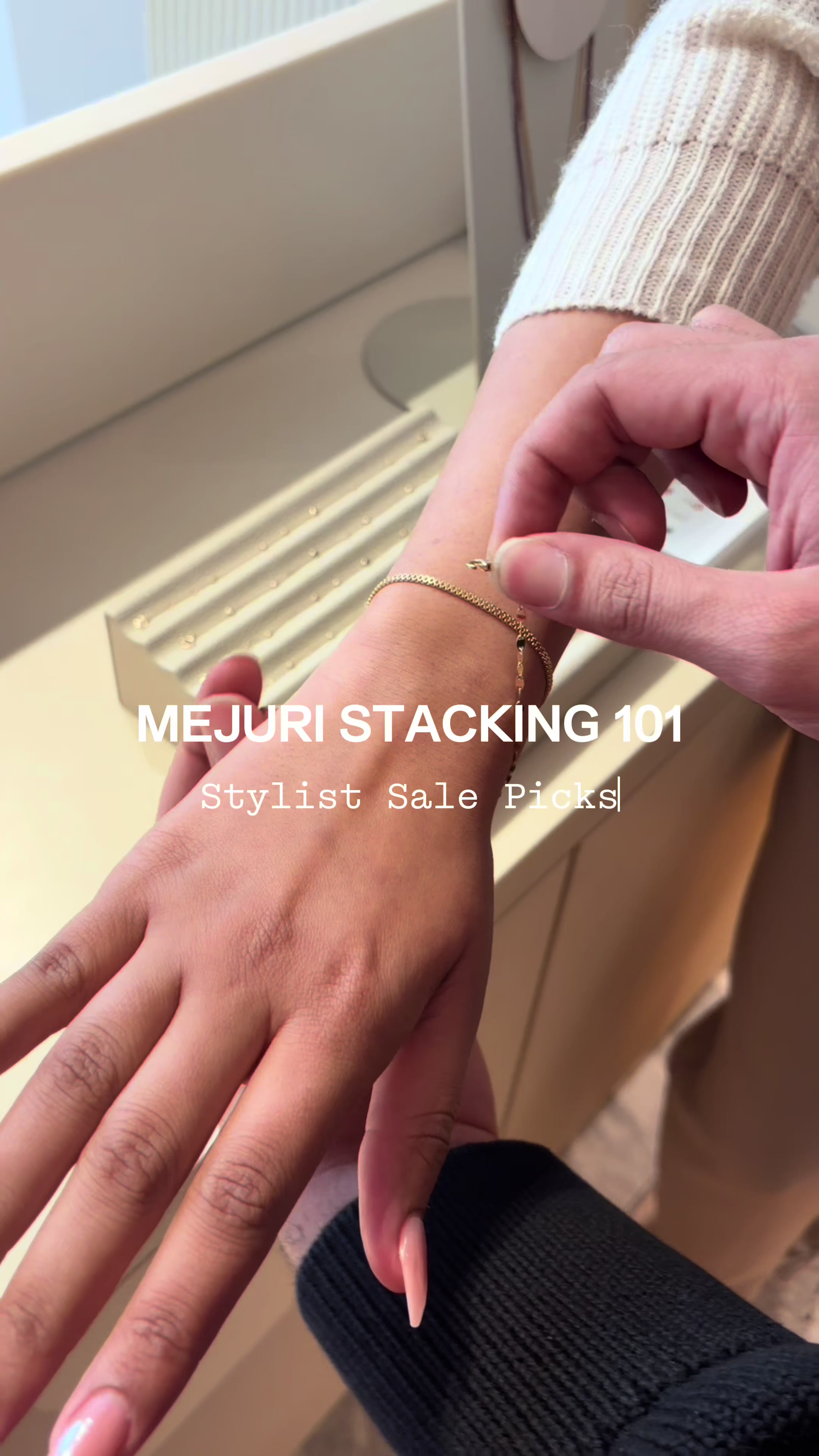 @Mejuri