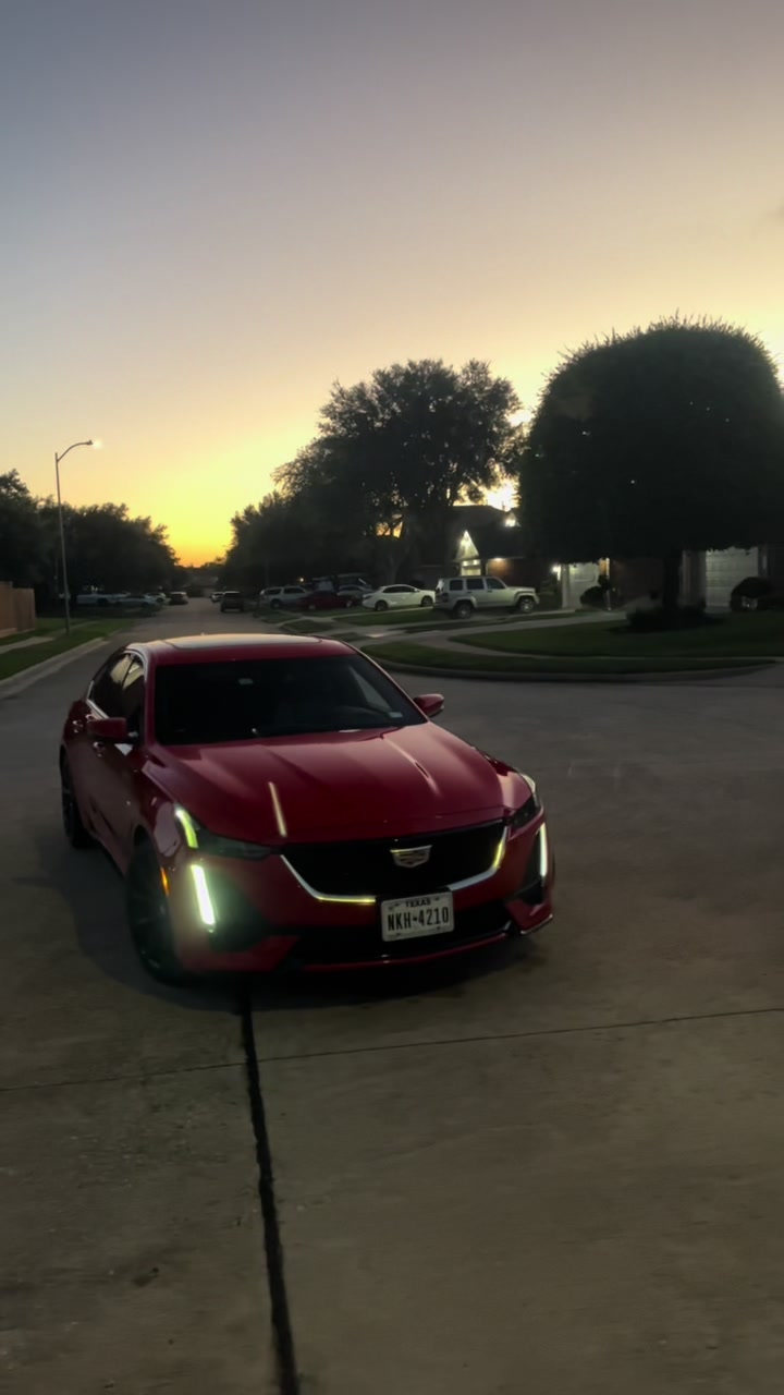 @AJ🚂