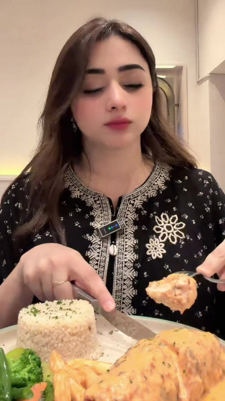 @Arooj fatima