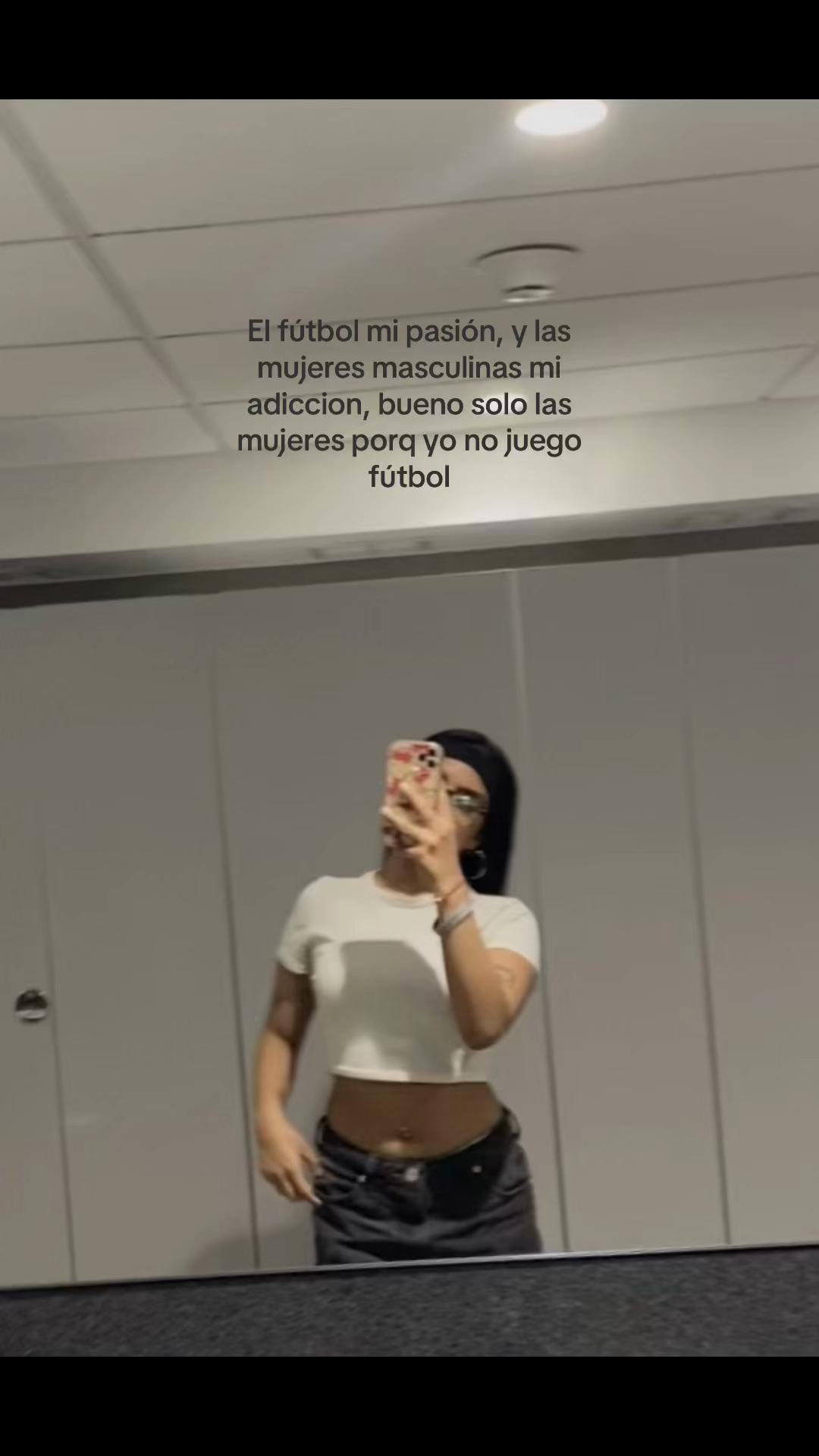 @𐚁
