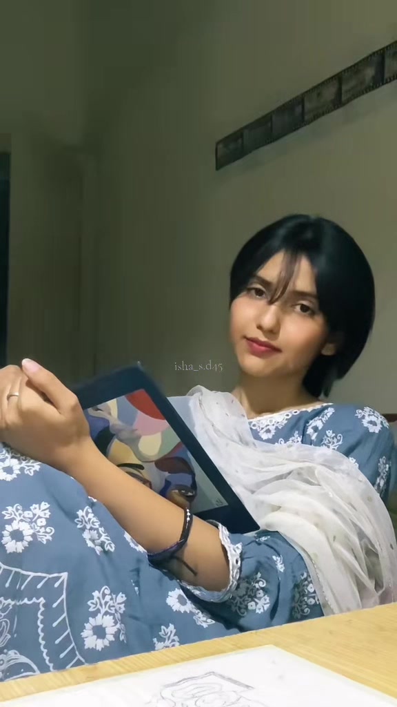 @عشاء شاھد🐌