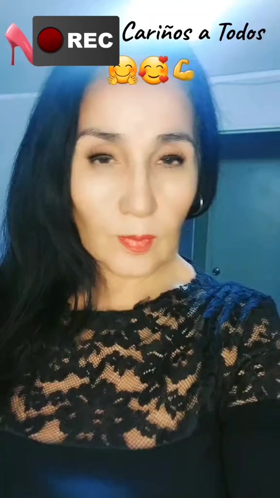 @v_i_v_i_a_n_a_o_8