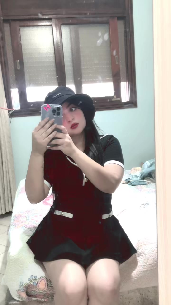 @oumniabetty1
