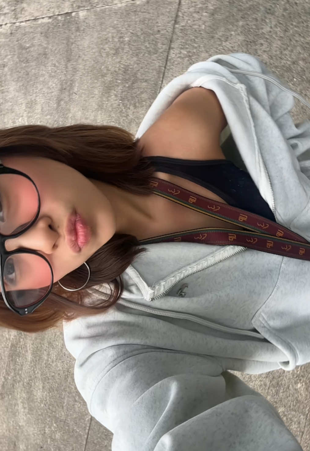 @<3
