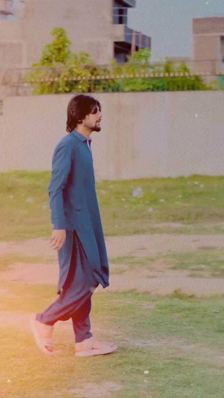 @CuTe kHaN😉