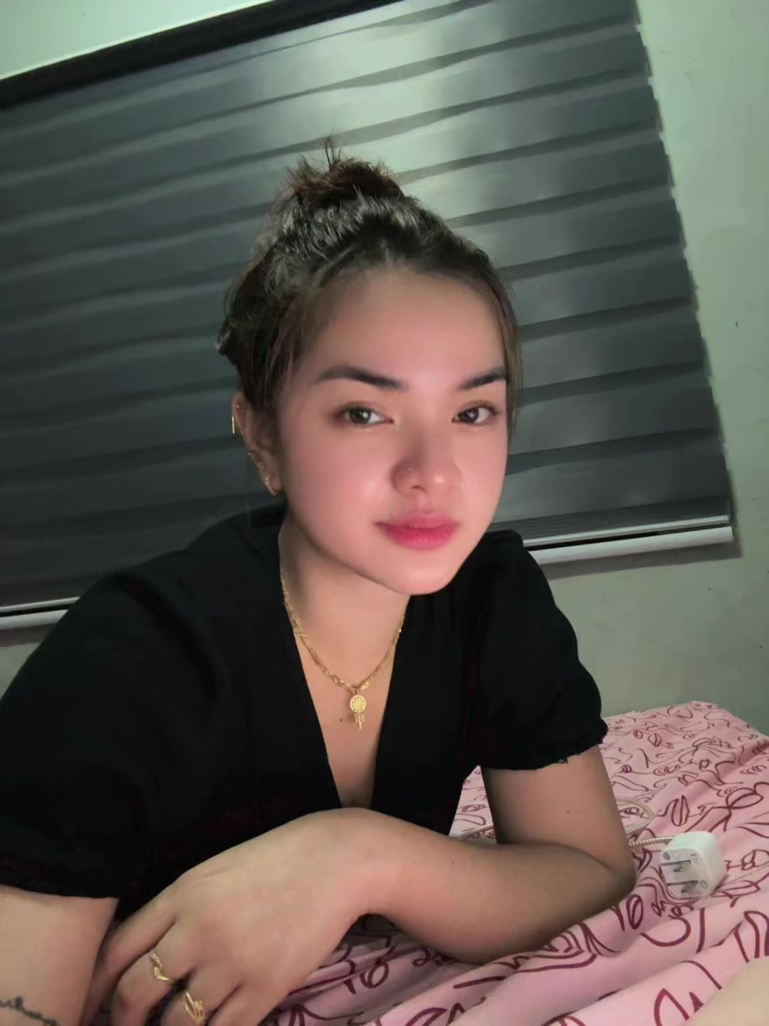 @iris