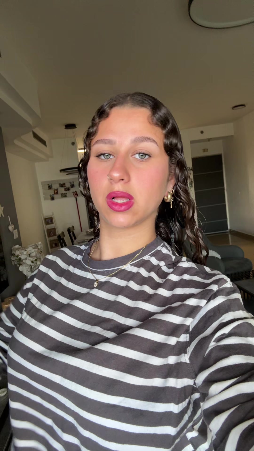 @Lia__raina