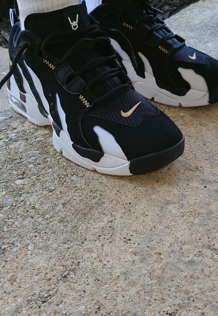 @SNEAKERMAN_G