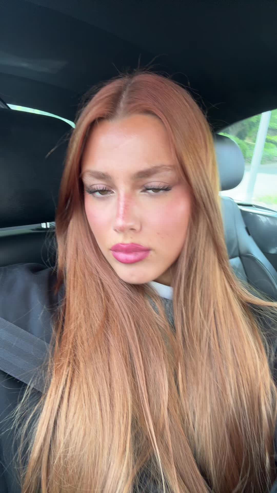 @zeynepkillyy
