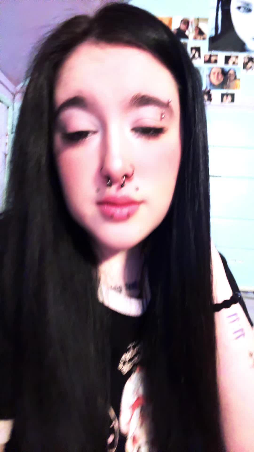 @urlocalmanicbitch