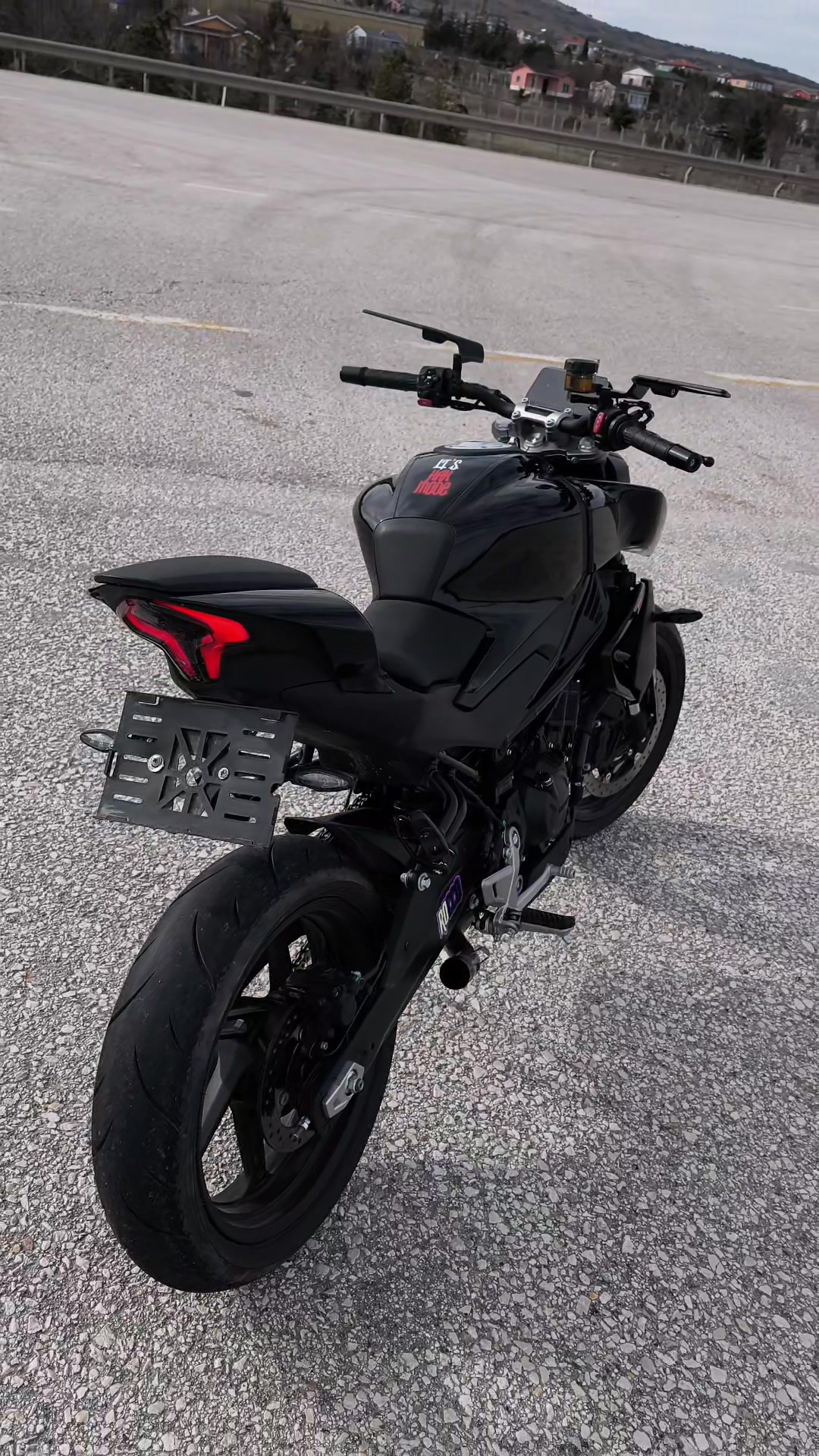 @motohex46