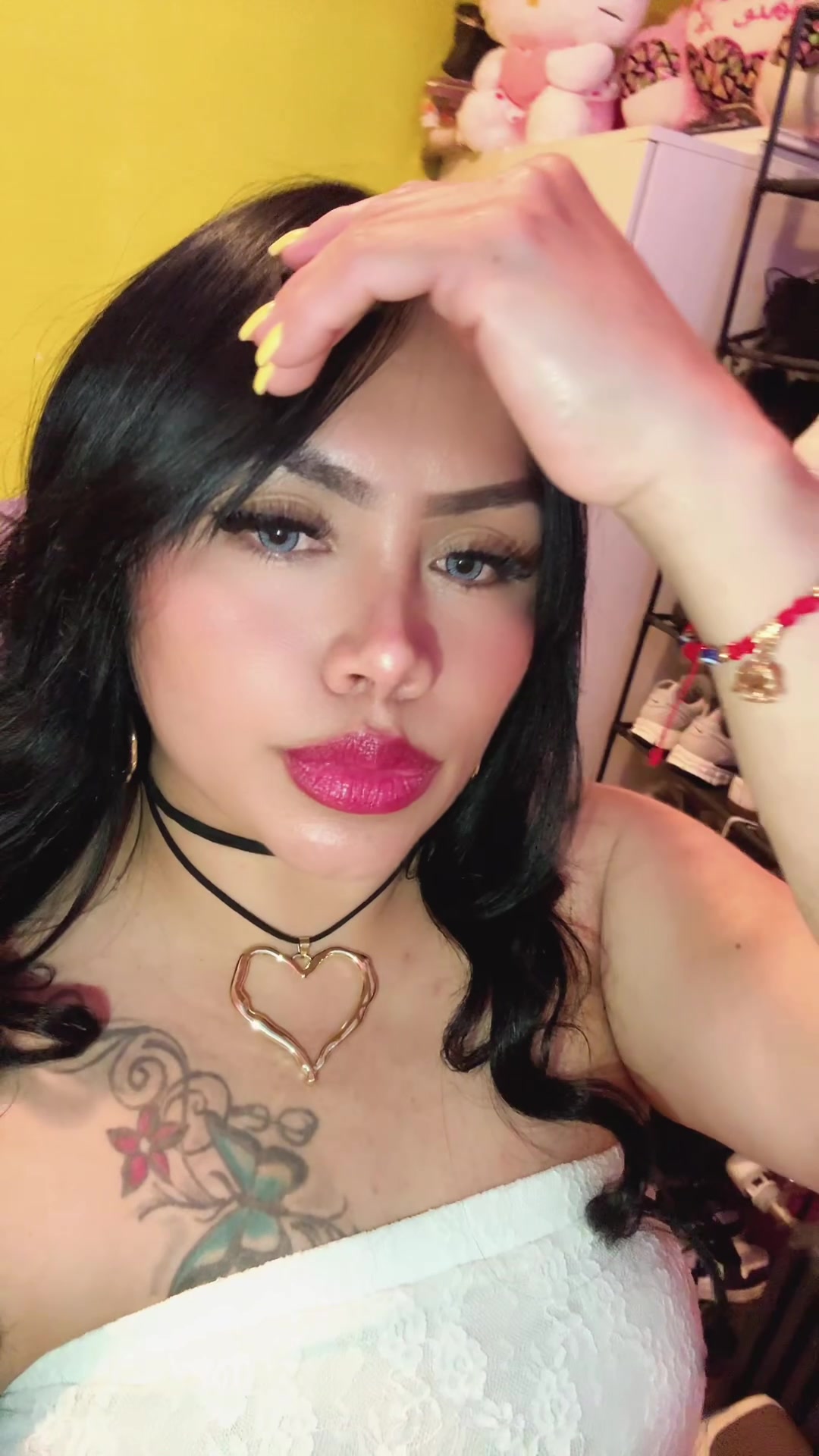 @L@ nena 🦋