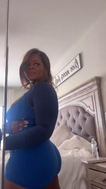 @_shanamaria_