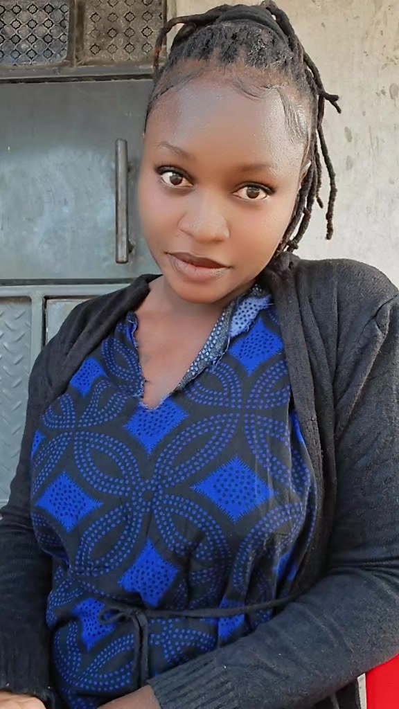 @Junitah M