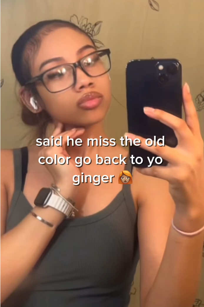 @⃟