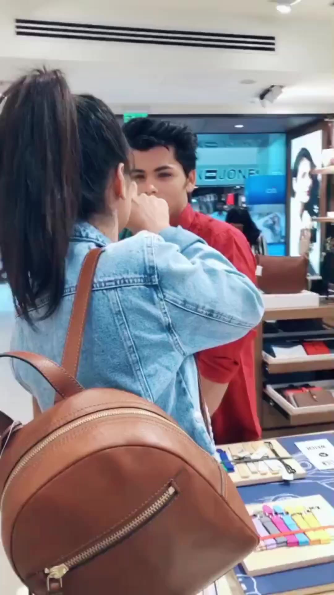 @𝘼𝙇𝘼𝘿𝘿𝙄𝙉 𝙃𝙀𝙍𝙊
