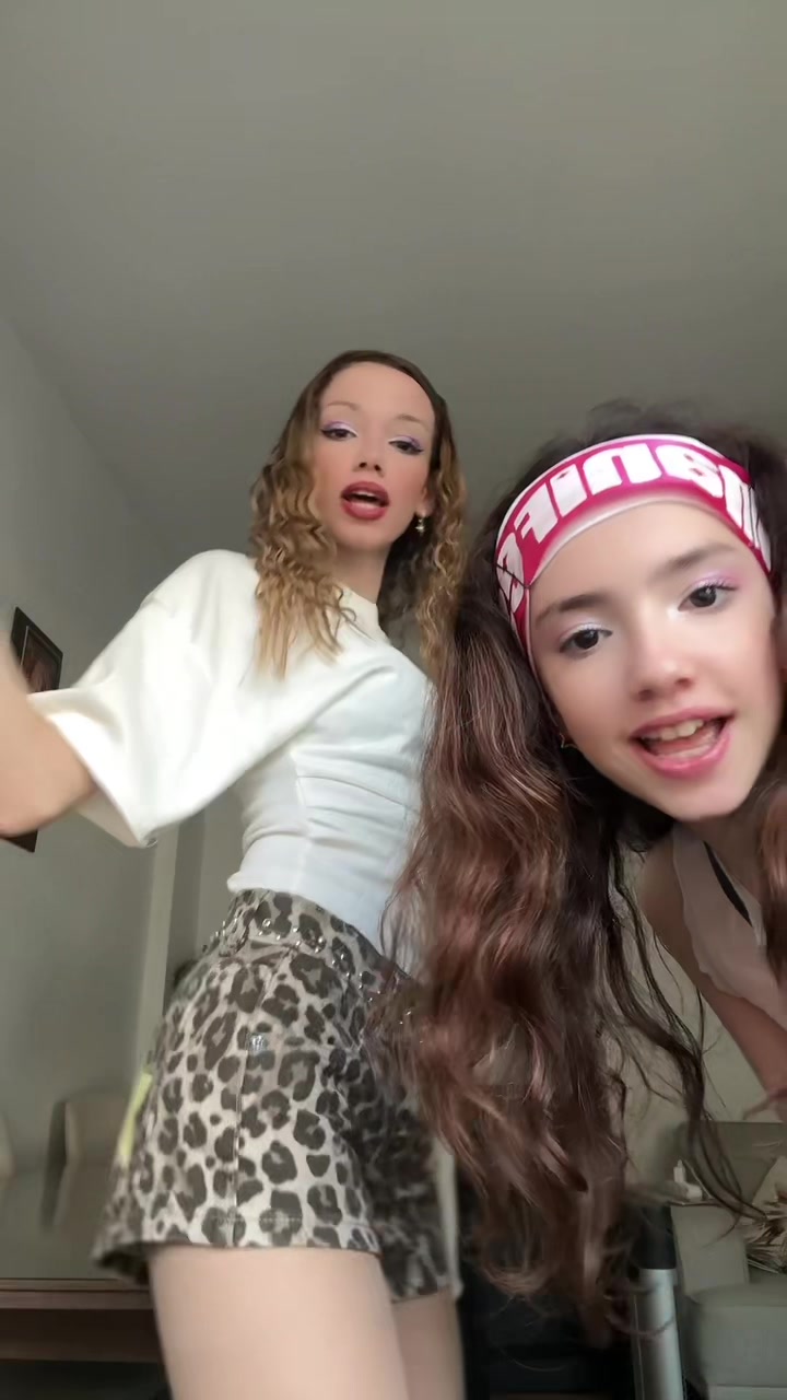 @asyakiziltug