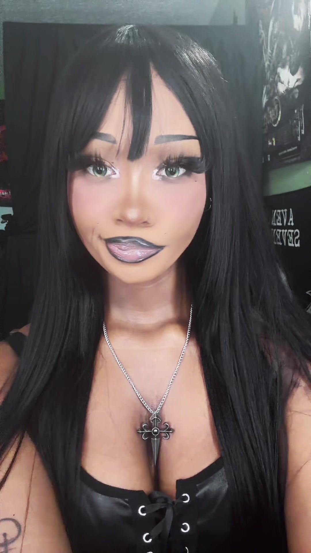 @myladylune