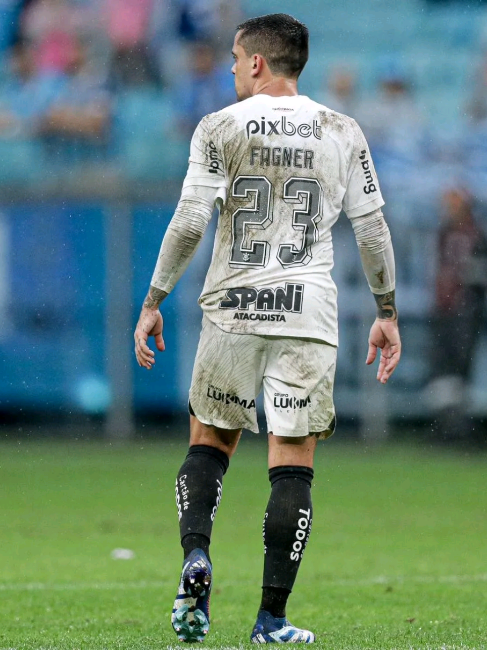 @Vinicius 1910 🖤🤍