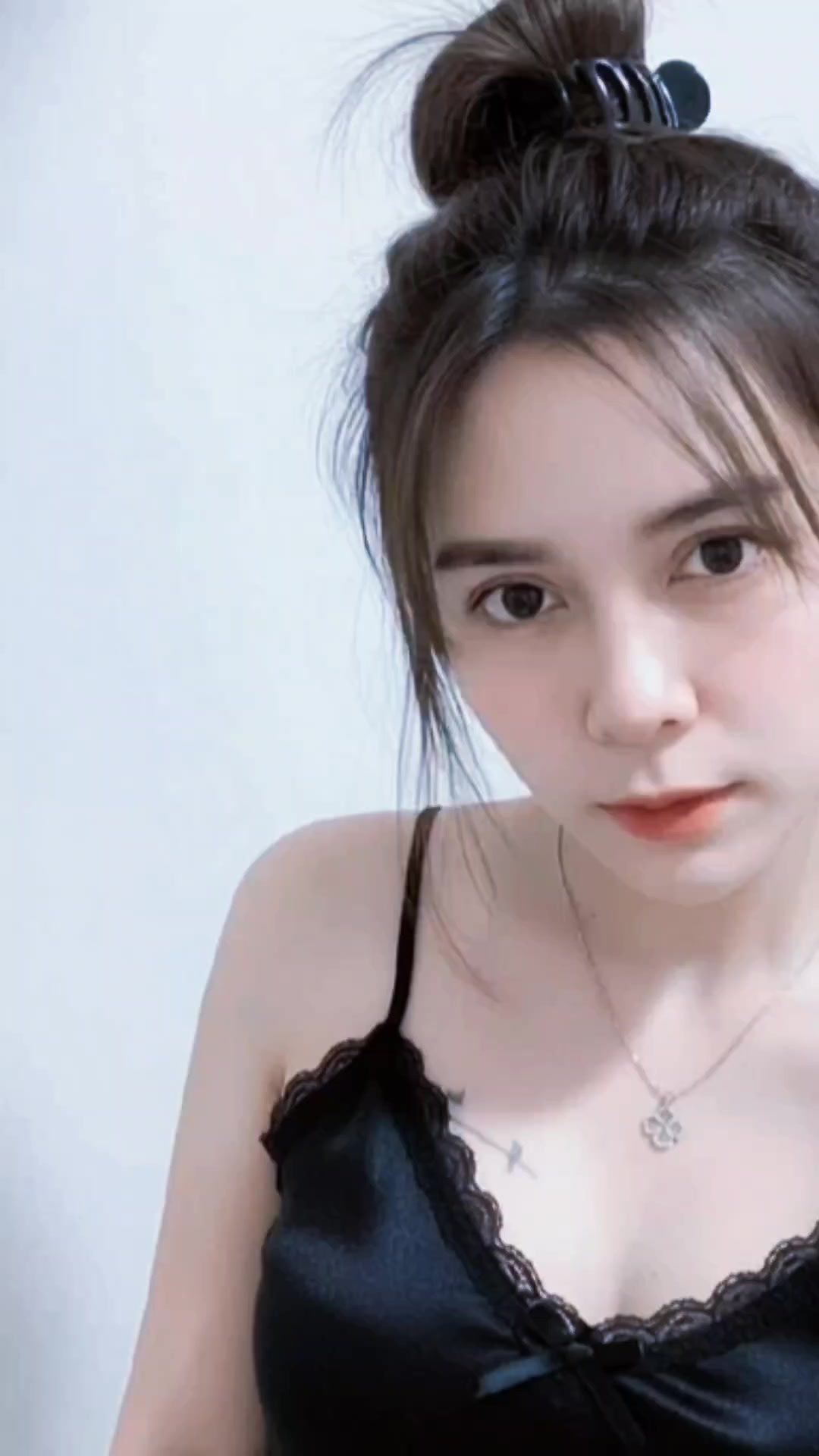 @อุ้ย🖤นันท์นภัส🥀(มีช่องเดียว)