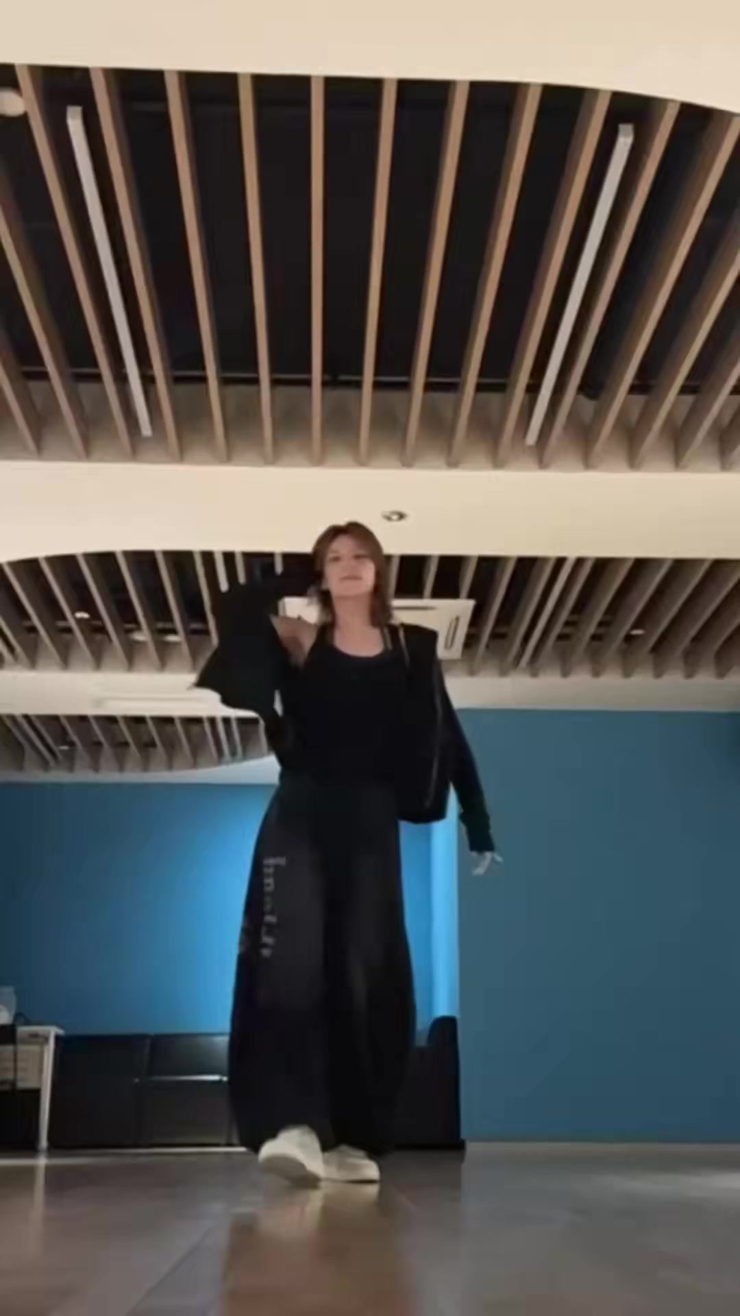 @🖤.