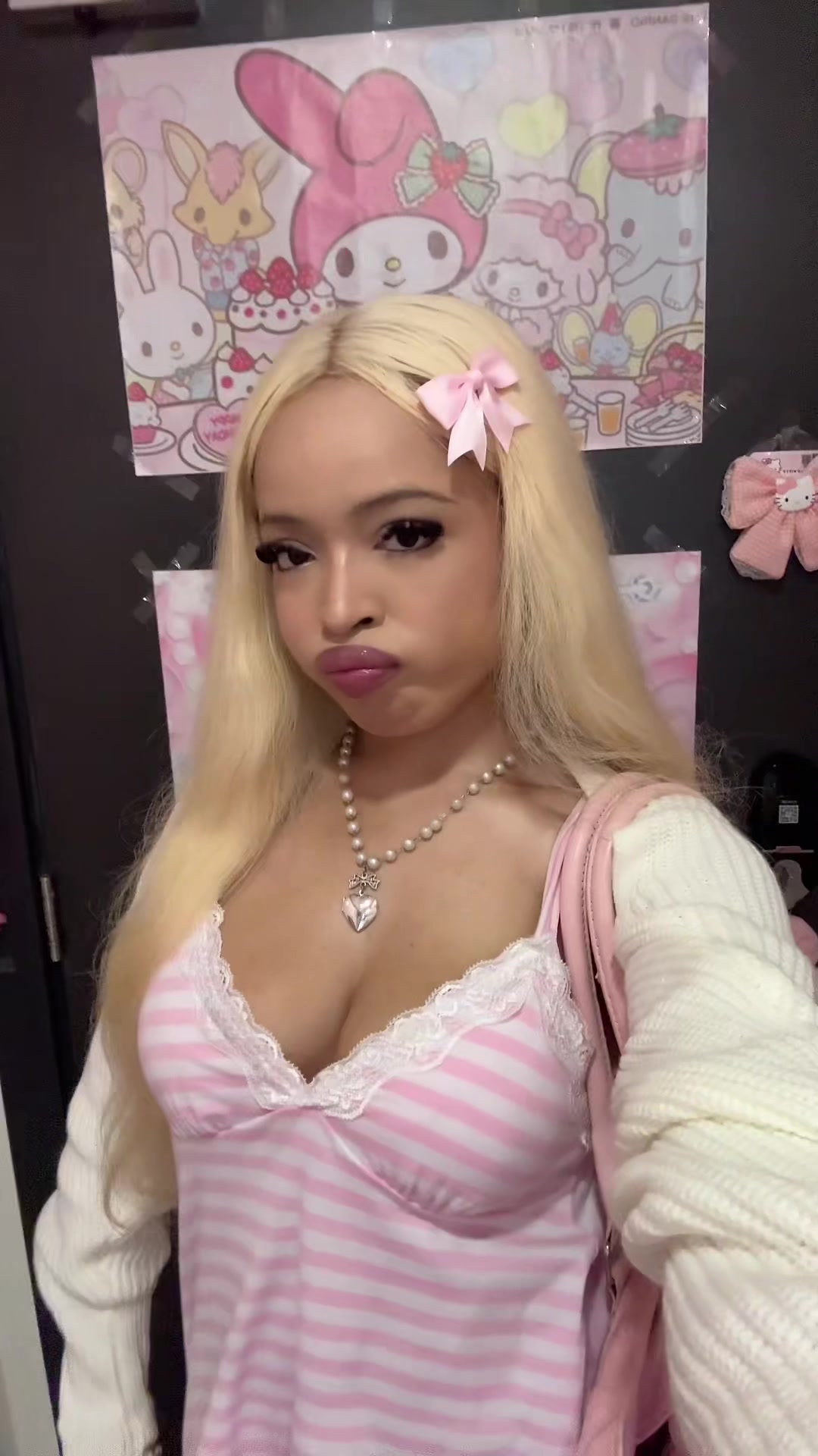 @૮꒰ྀི⸝⸝> . <⸝⸝꒱ྀིა