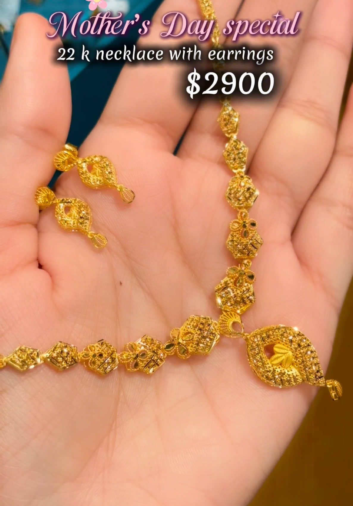 @Royal Dubai jewellers
