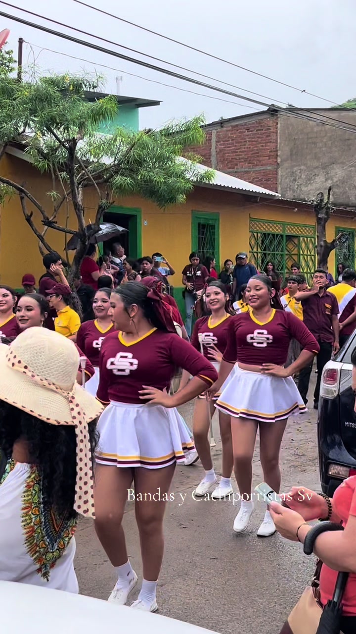 @Bandas y Cachiporristas Sv 503