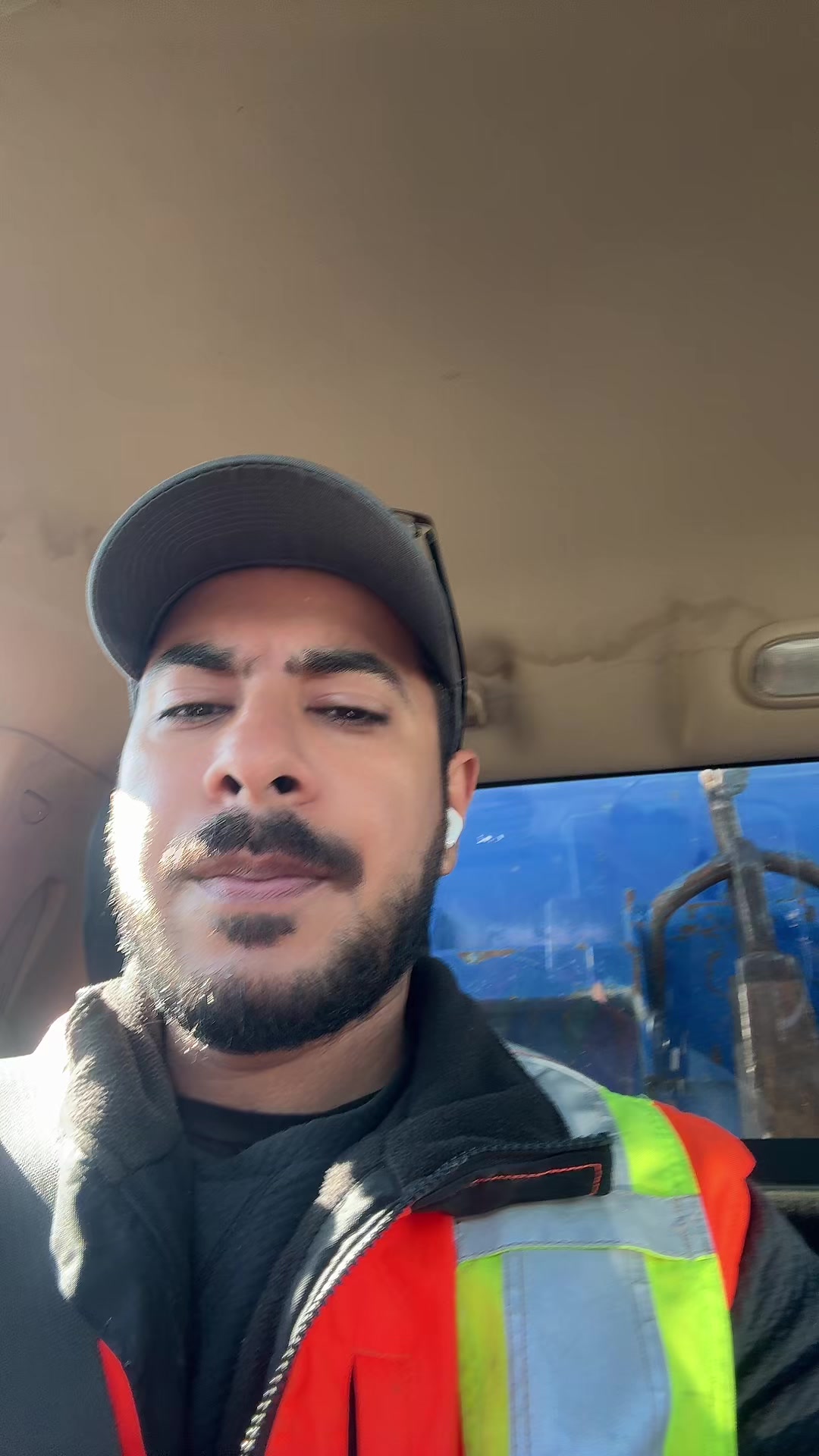 @sheryar_