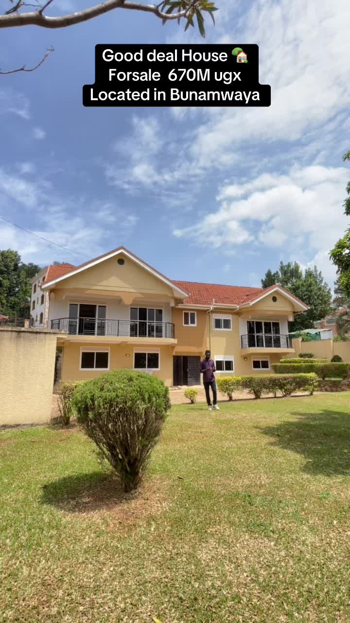@hallmarkpropertiesug1