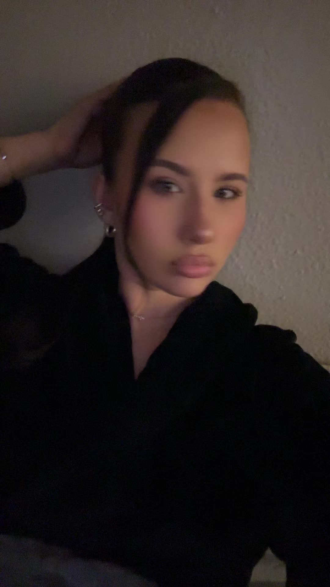 @Emi
