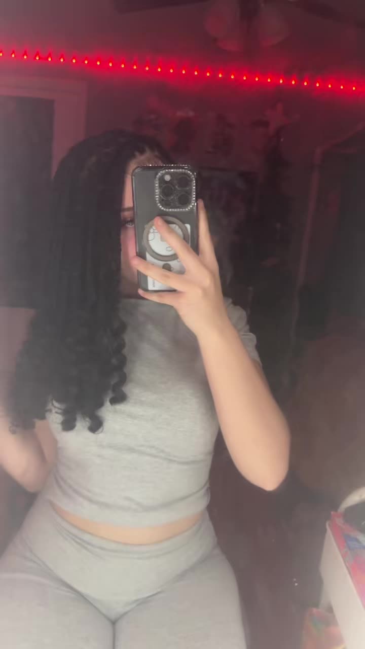 @aliyana