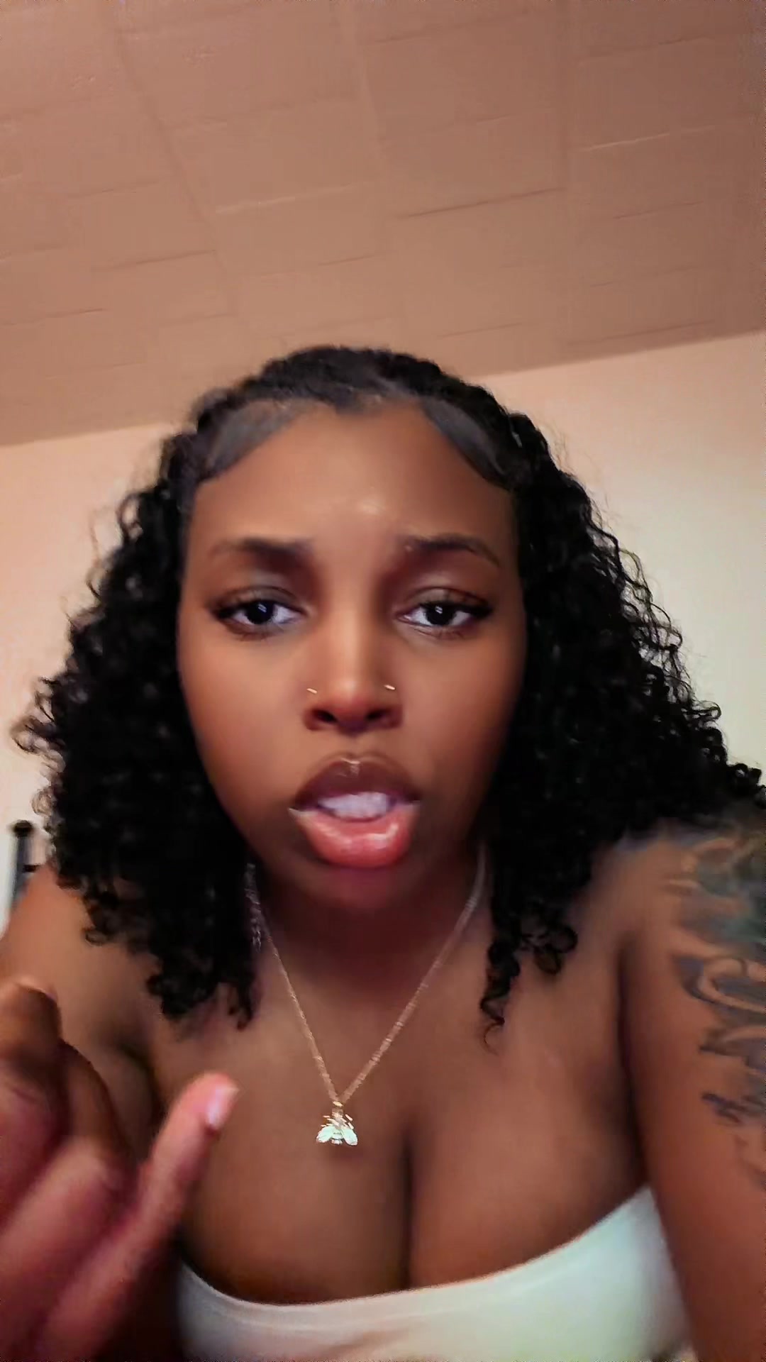 @SheTinkUnique🌻