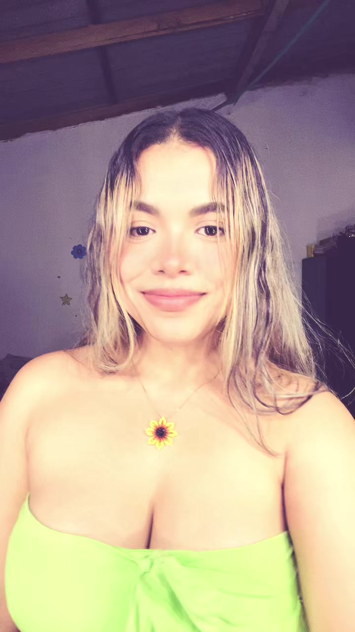 @Dani🌼