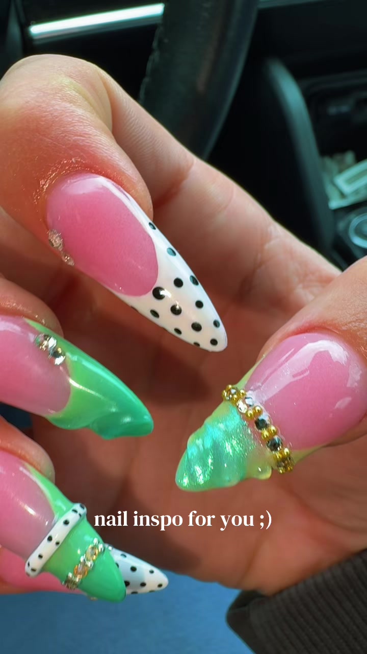 @avaminotti
