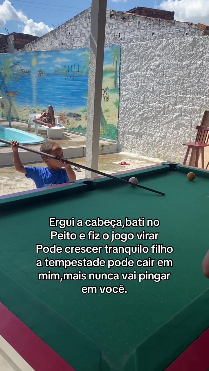 @Vit&oacute;ria 🖤