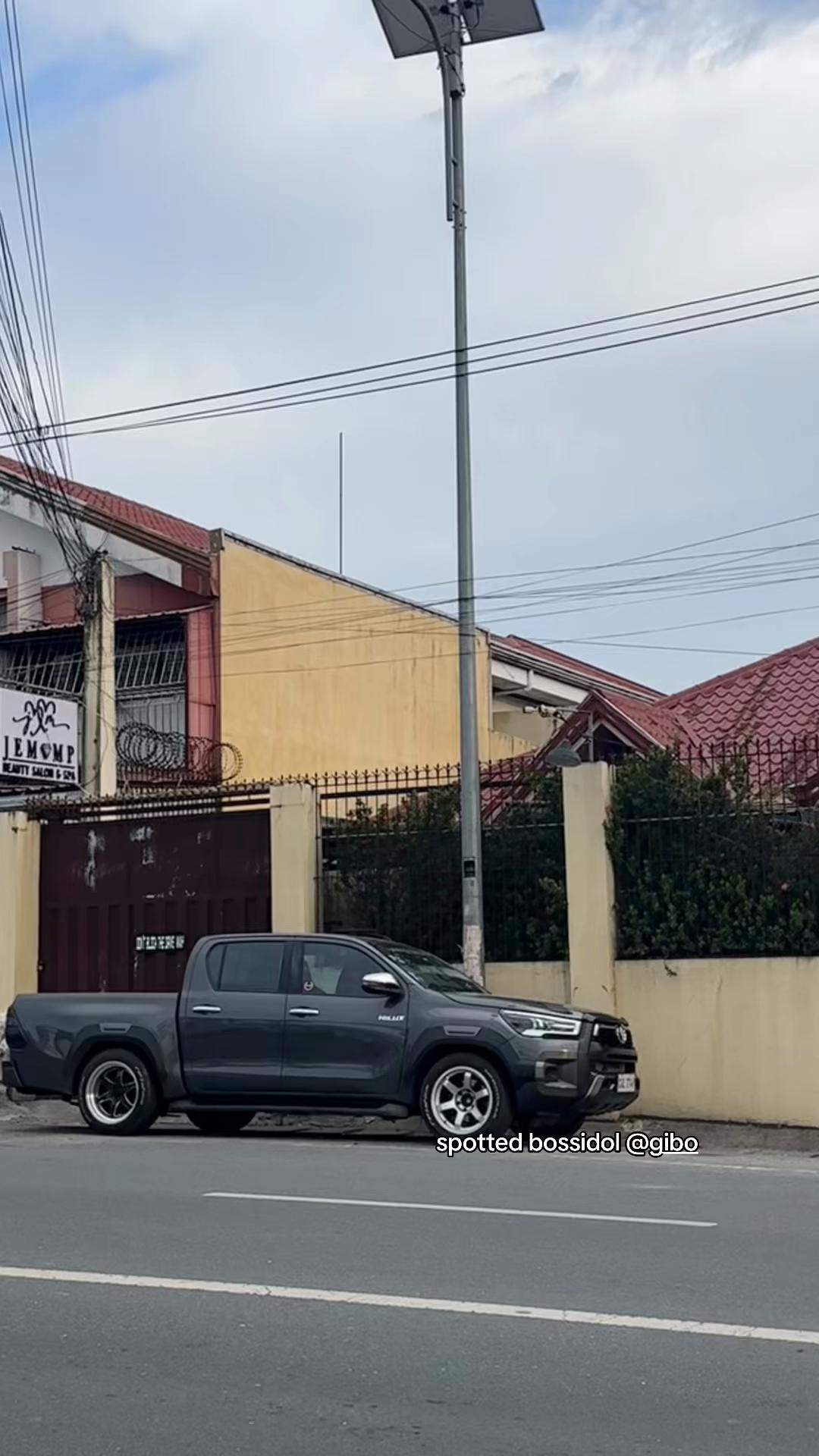 @r