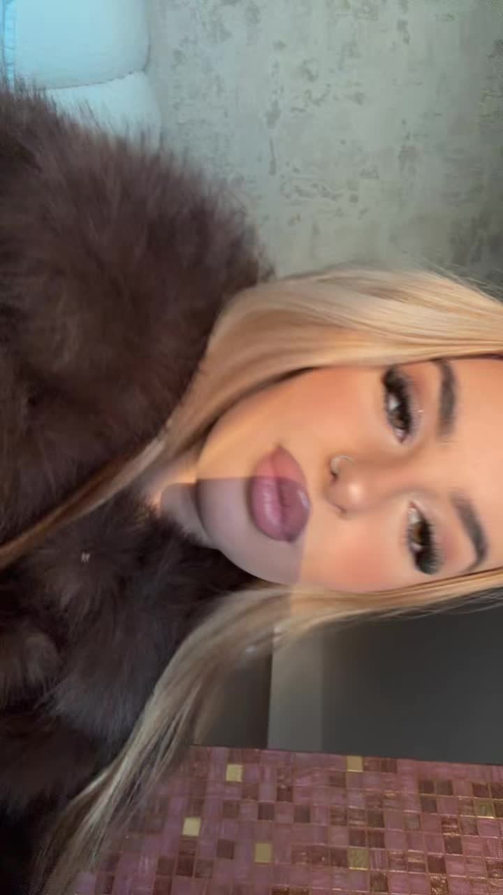 @💋