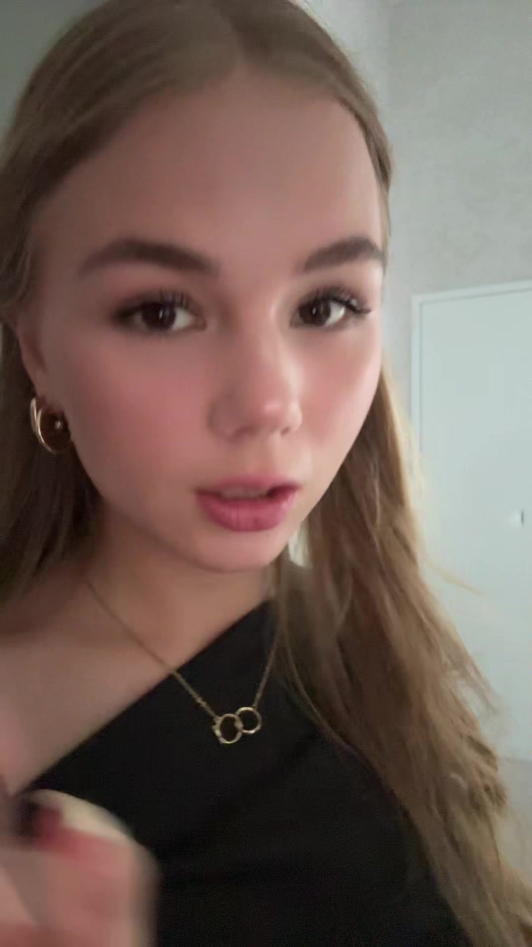 @Bb