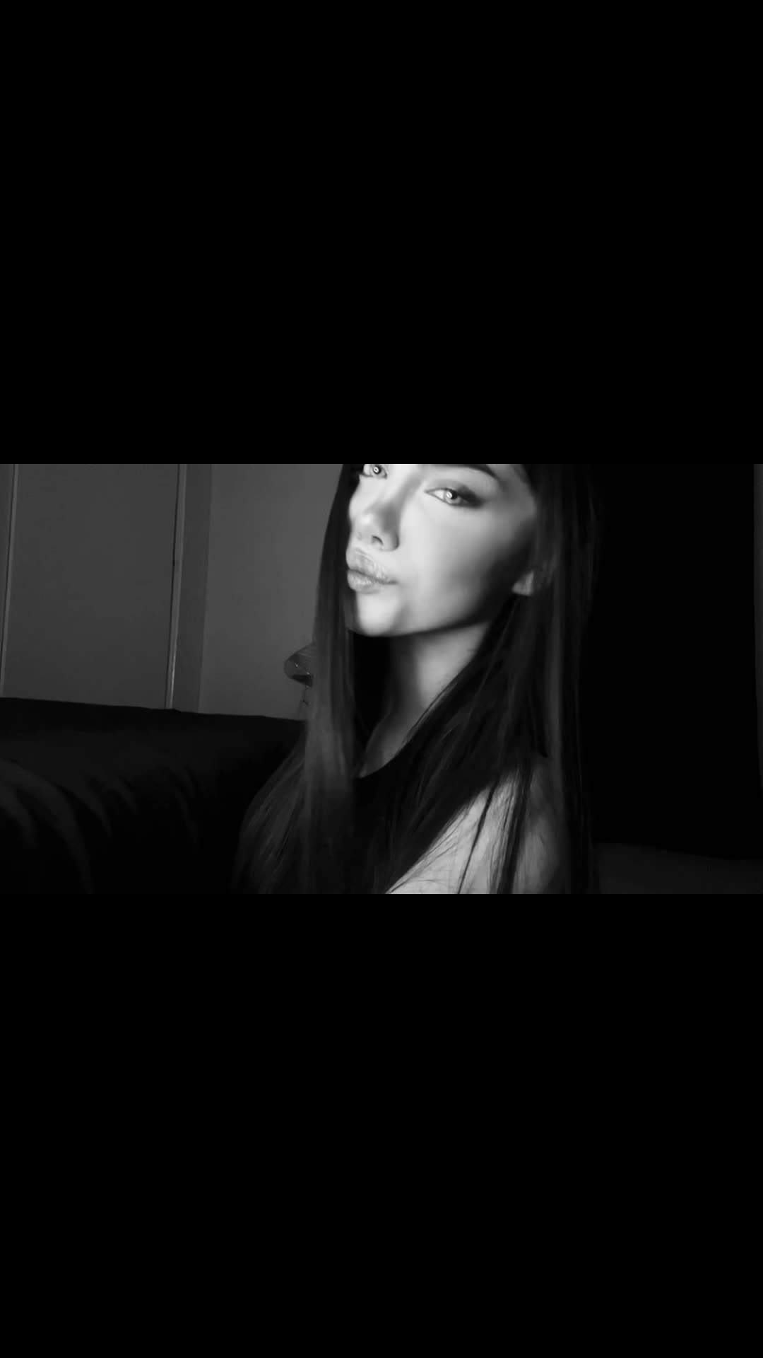 @mllikz
