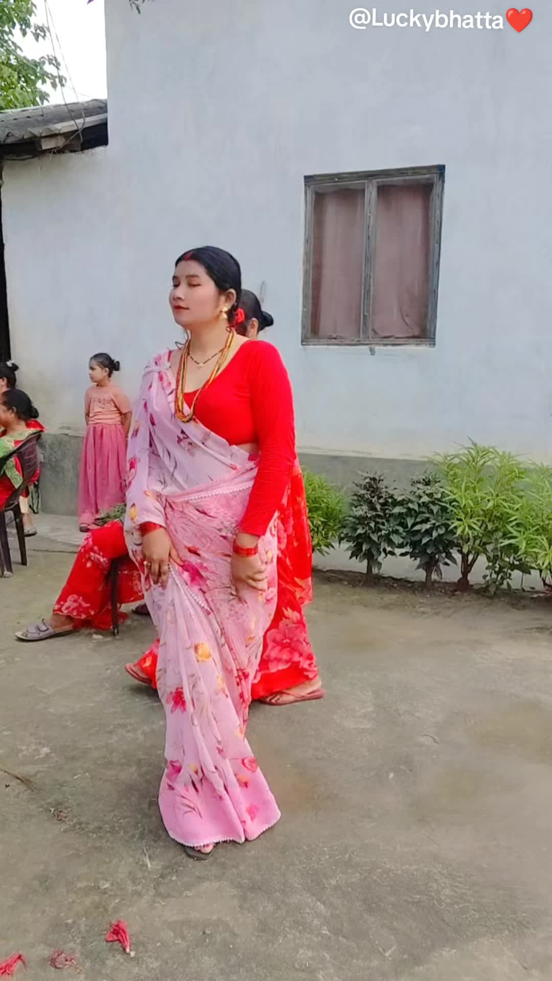 @Reetu Giri Bhatt(Runchi)